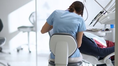 Vast majority of dental professionals have back problems