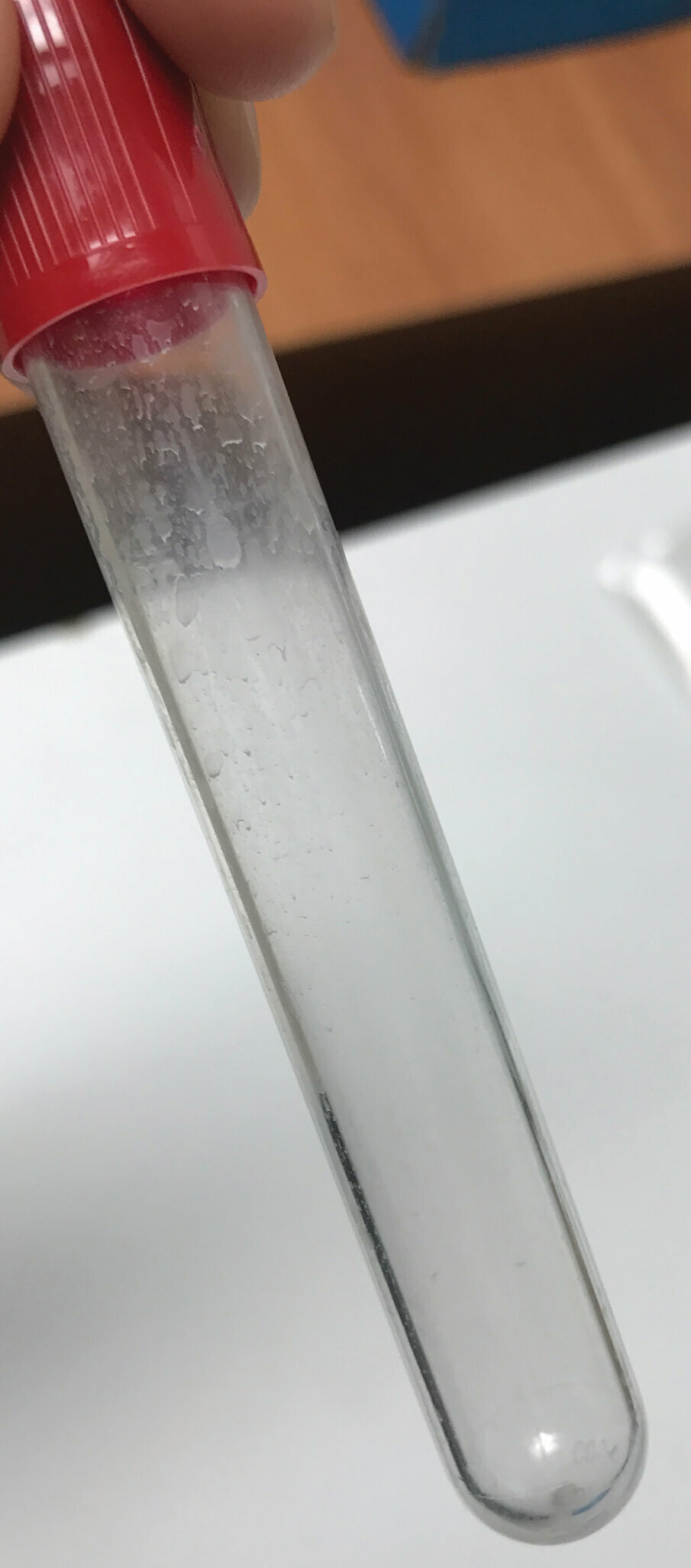 Fig. 9: Plain natural glass tube vs. silica coated tube.