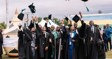 University of Rwanda graduates first class of dentists