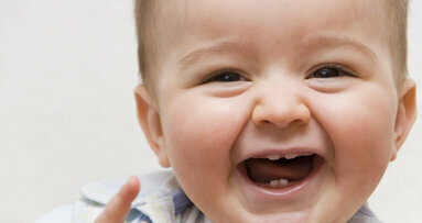 FDI-Studie: Kinder erhalten erste Zahnuntersuchung zu spät