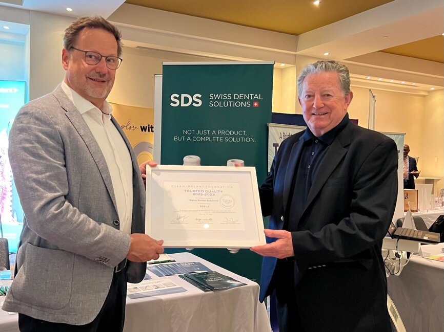 From left: Dr Dirk Duddeck, founder of and head of research at the CleanImplant Foundation, presenting the certificate of “Trusted Quality” to Arthur J. Francis, vice president of SDS Swiss Dental Solutions USA.