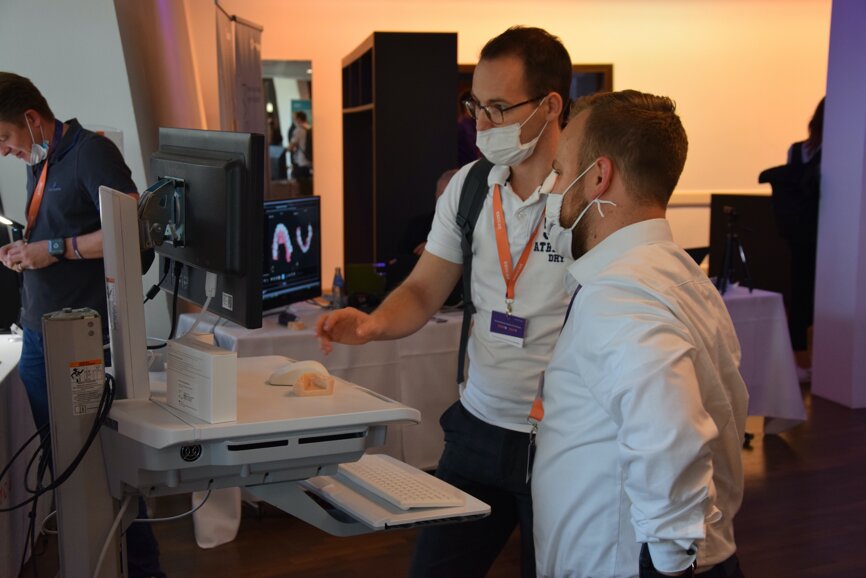The partner exhibitions offered the chance to experience the newest dental innovations from up close. (Image: Dental Tribune International)