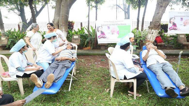 Elders receiving oral heath check up at the international elders day on 1st October 2018. (Picture courtesy IDA)