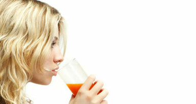 Orange juice more harmful to teeth than whiteners