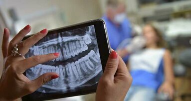Universidade da Islândia pode aplicar método controverso de avaliação da idade dentária