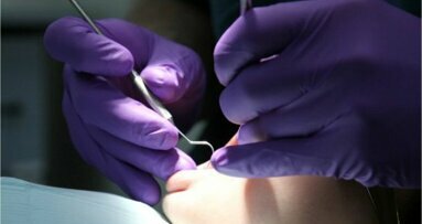 Hiv-test voor duizenden Britten na tandartsbezoek