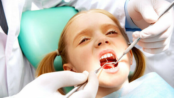 Prikaz knjige „Stomatološki materijali u dječjoj stomatologiji“
