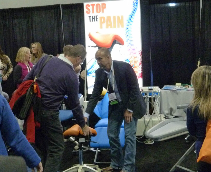 Throughout the three days of exhibits, the Crown Seating booth had a steady stream of dental professionals checking out the company’s selection of ergonomic, pain-relieving seating.