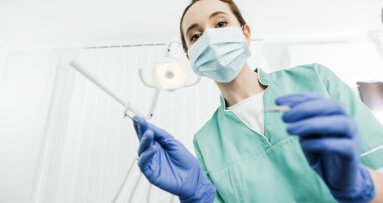 Dental biofilm of symptomatic COVID‐19 patients harbours SARS‐CoV‐2
