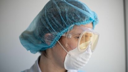 Masks and PPE with hydrophilic surfaces could reduce infection risk - IIT Bombay research