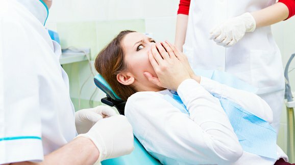 歯科で怖いのは注射と外科的処置