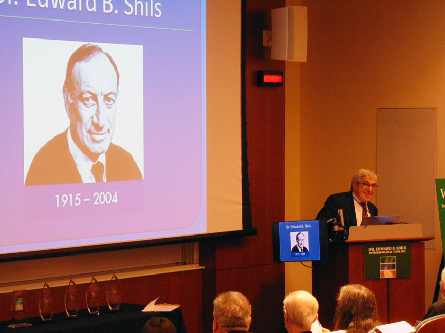 Stanley M. Bergman, chairman of the board and CEO of Henry Schein Inc., speaks at the 2019 Dr. Edward B. Shils Entrepreneurial Fund event in New York City.  (Photo: Fred Michmershuizen/DTA)