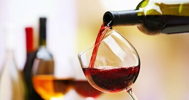 Wine polyphenols may prevent caries and periodontal disease