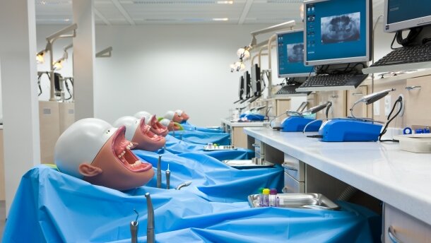 Najnowocześniejszy ośrodek szkoleń implantologicznych w Europie otworzył swoje podwoje