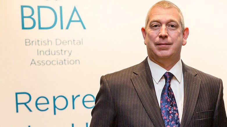 Interview: “2018 brings a number of challenges for our dental dealers”