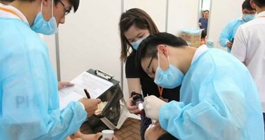 新加坡国立大学公共健康服务活动今年新增口腔健康检查