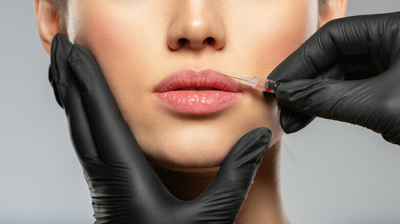 I dentisti che forniscono procedure cosmetiche iniettabili esortati a essere assicurati