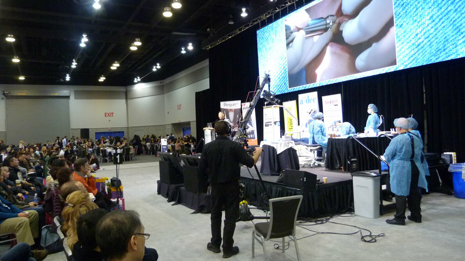 Pacific Dental Congress offers live dentistry in Exhibit Hall