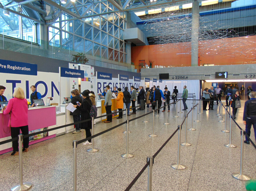Registration for AAE19 is open at the Palais des Congres. (Photo: Fred Michmershuizen/Dental Tribune America)