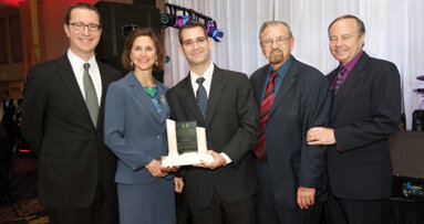 University of Miami honors BIOMET 3i for collaborative support