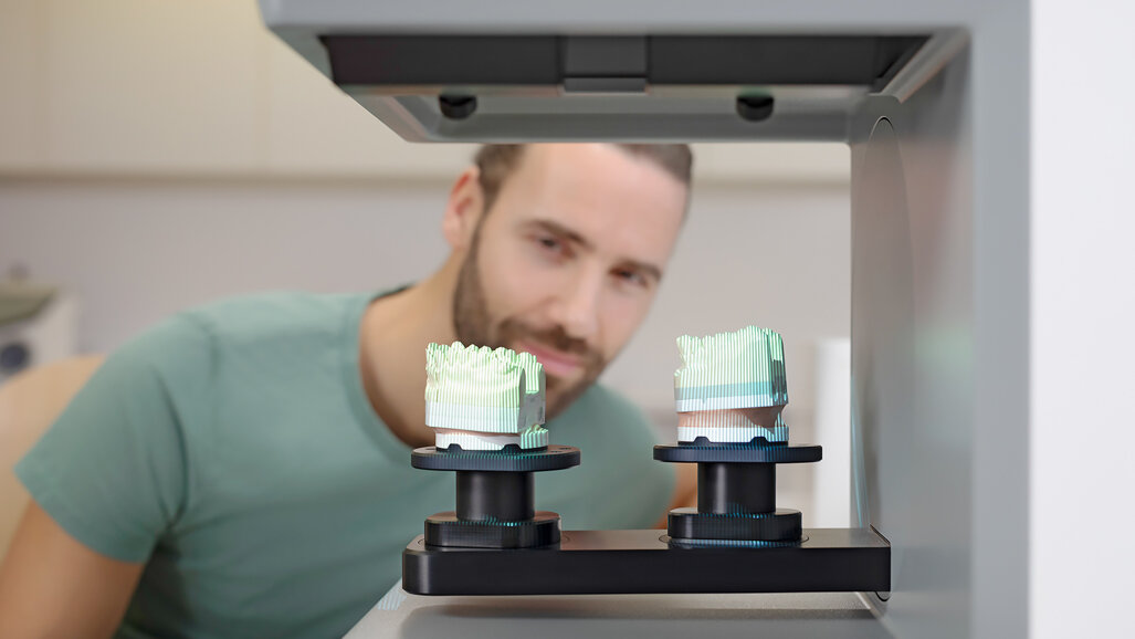 Simultaneous, high-speed scanning with Ivoclar’s new PrograScan PS7