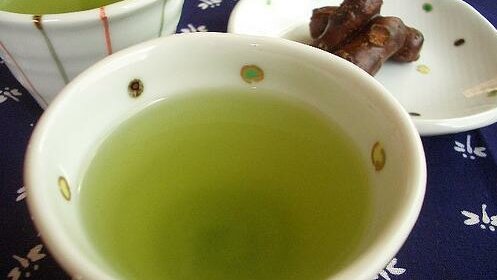 Zielona herbata wzmacnia zęby?