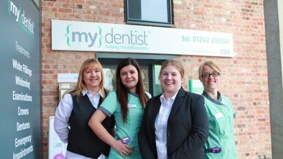 Praca dla stomatologów w Wielkiej Brytanii — niezrównane możliwości z {my}dentist