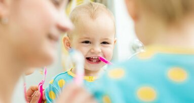 Cinco coisas que você precisa saber antes de guardar o dente de leite do seu filho