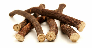Dried licorice root fights oral bacteria