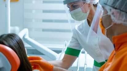 Den mentala hälsan hos tandläkare och tandhygienister under pandemin undersökt i ny studie