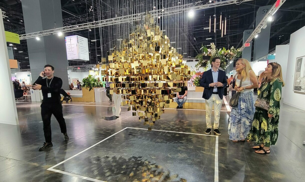 A Tale of Two Art Fair Ecosystems