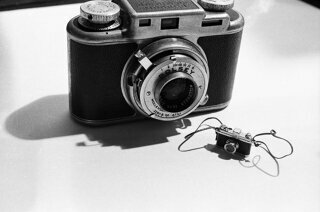 LAURIE SIMMONS: BIG CAMERA/LITTLE CAMERA