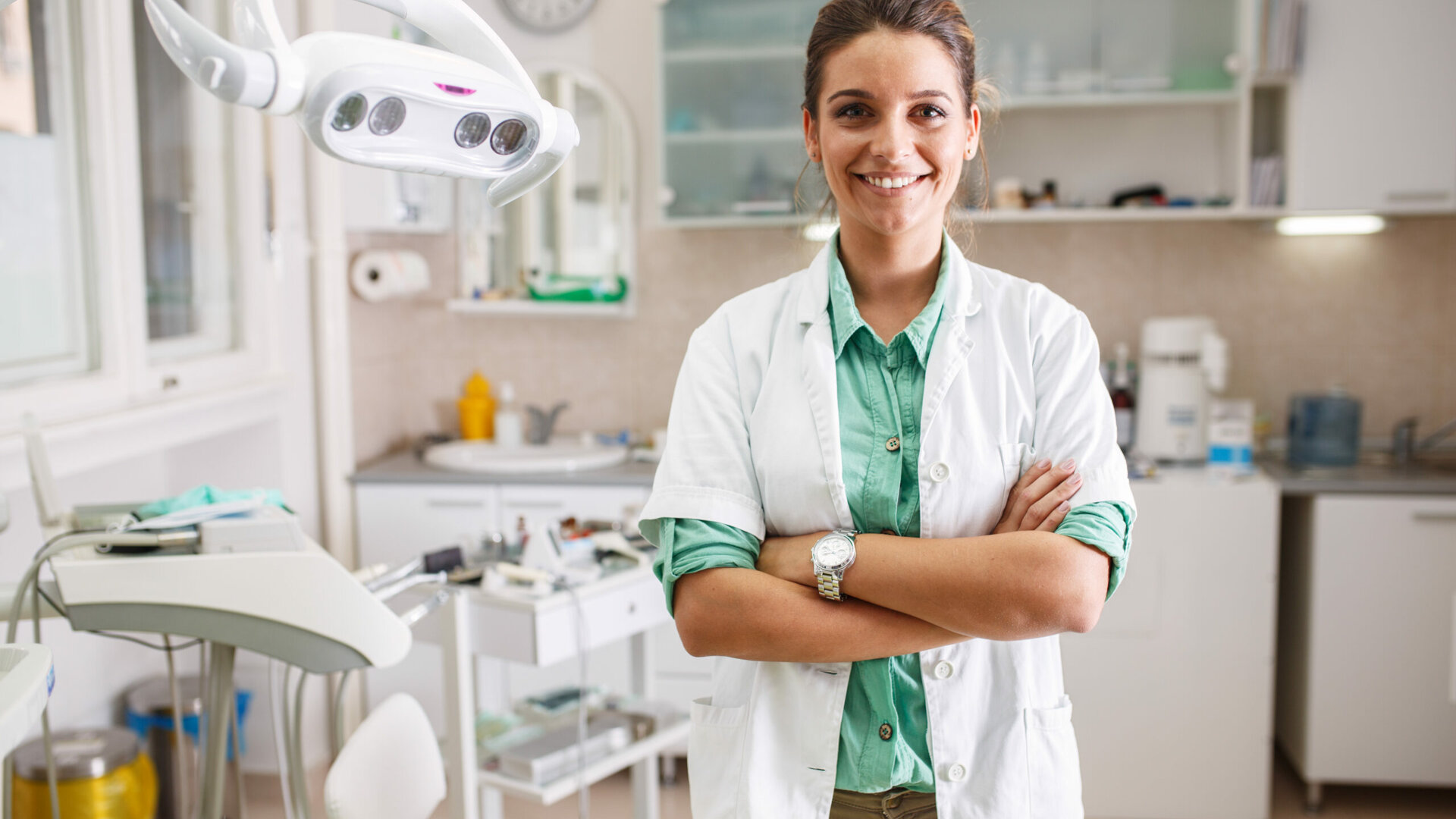 Scienza e Prevenzione: Fondamenti di Fluoroprofilassi per il Futuro Igienista Dentale 