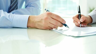 Noul Ghid de practică clinică de nivel S3 pentru parodontite al EFP: o privire de departe și una de aproape