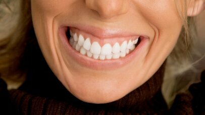 Particularități în abordarea pacienților cu bruxism și parodontită sub lupa specialiștilor parodontolog și ortodont