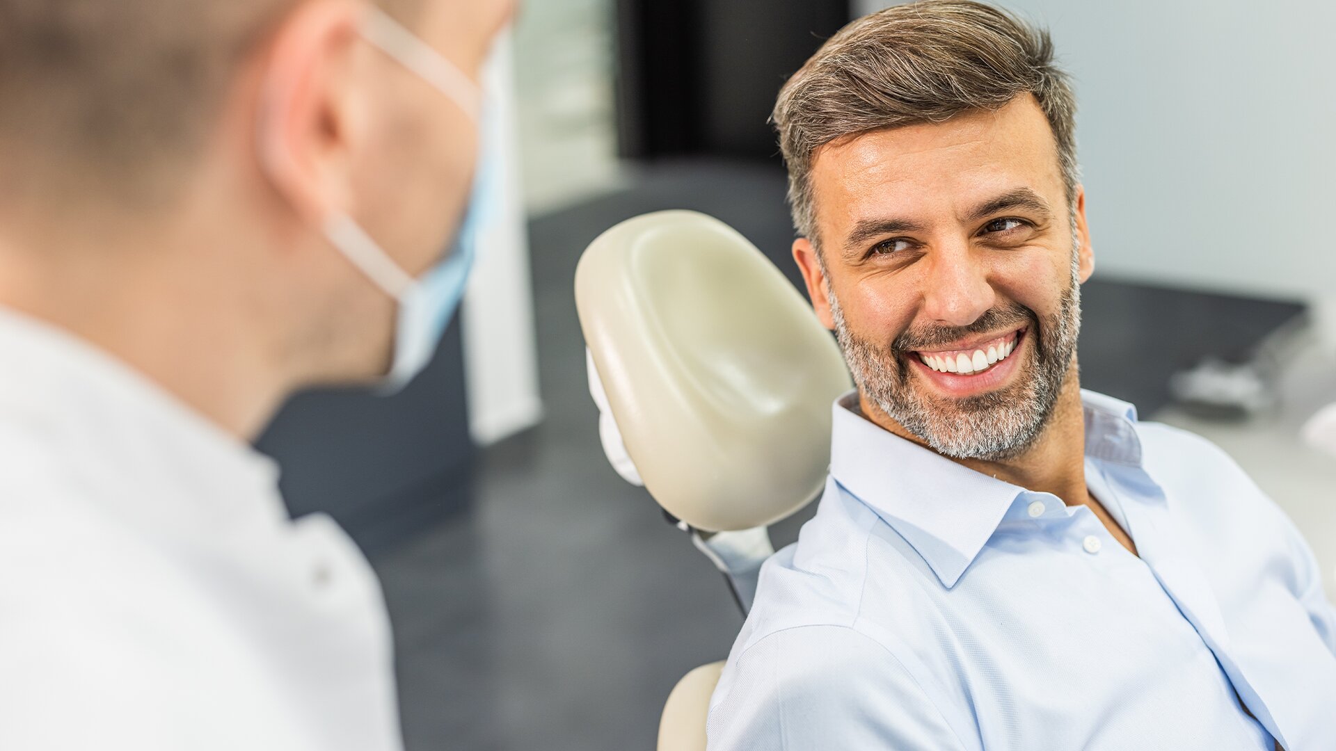 Wpływ fenotypu periodontologicznego na  rezultaty leczenia stomatologicznego. 