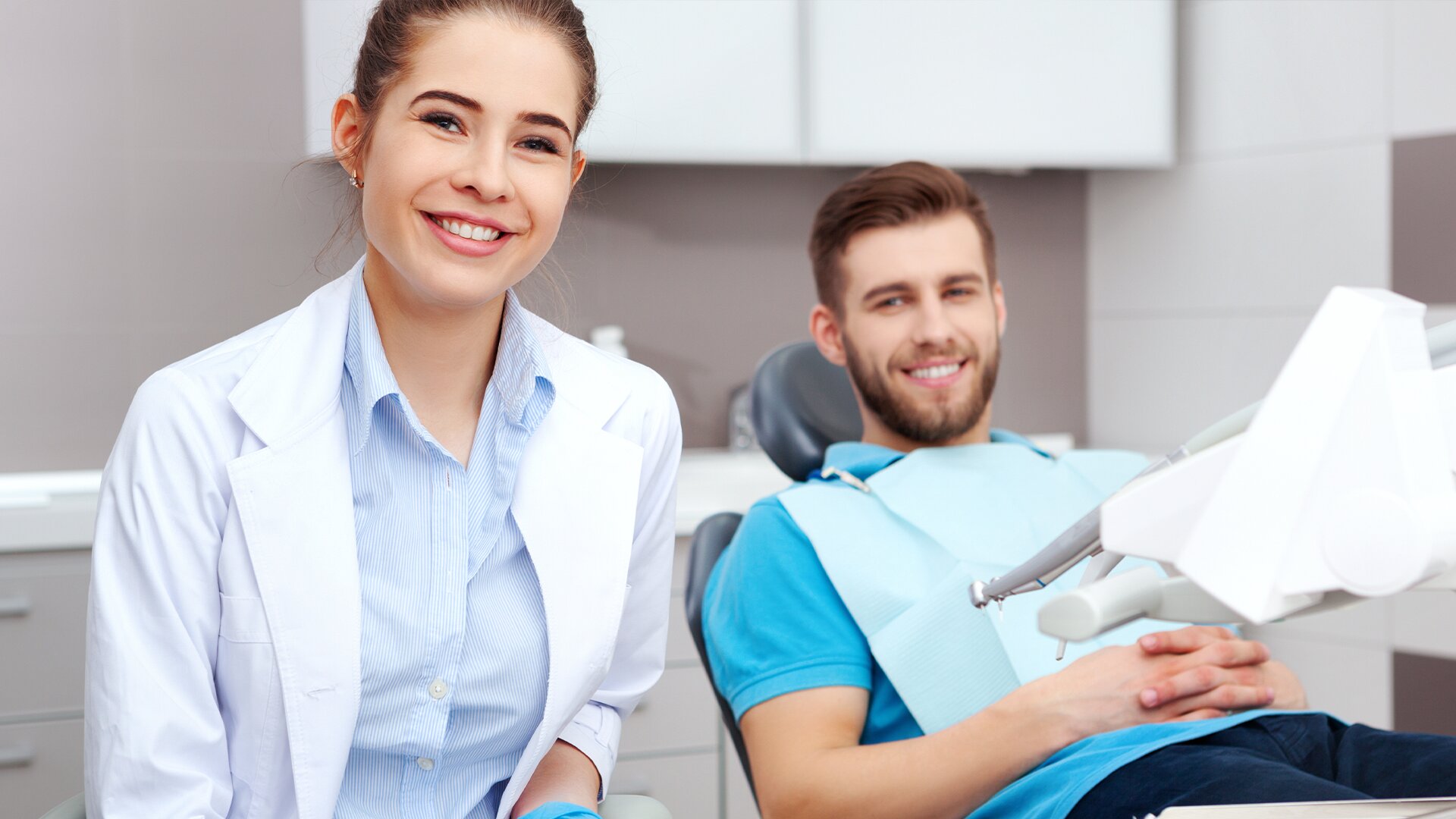 Badanie pacjenta jako podstawa diagnostyki i planowania leczenia periodontologicznego.
