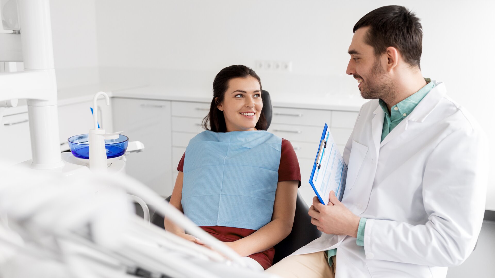 Tratamentul de menținere și reevaluarea clinică a pacienților parodontopați. Factori care determină susceptibilitatea la hipersensibilitatea dentinară.