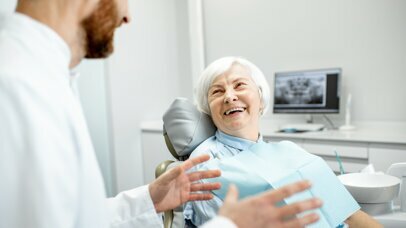 Zukunftsfähige Praxis: Seniorenzahnmedizin wirtschaftlich und patientengerecht gestalten