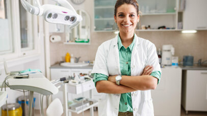 Scienza e Prevenzione: Fondamenti di Fluoroprofilassi per il Futuro Igienista Dentale 