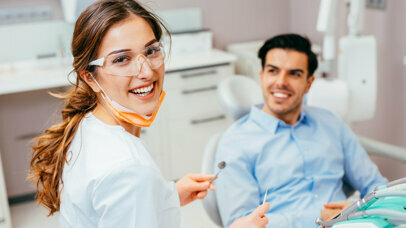 Differenze nella salute parodontale tra uomo e donna