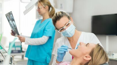 Curso de Actualización en Odontología (Periodoncia Estetica)